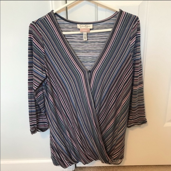 Jessica Simpson Nursing top - Picture 2 of 4